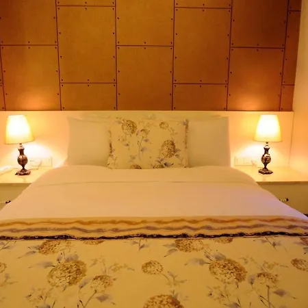 Sea Breeze And Hotel